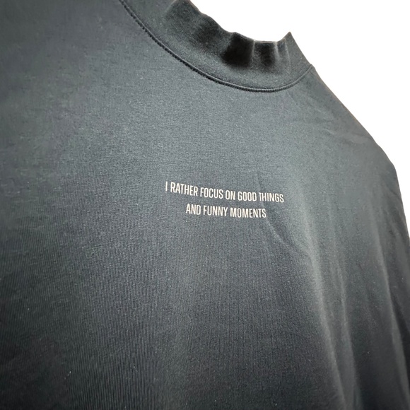 Zara: Unisex Long Sleeves Turtleneck Sweatshirt - Picture 3 of 4